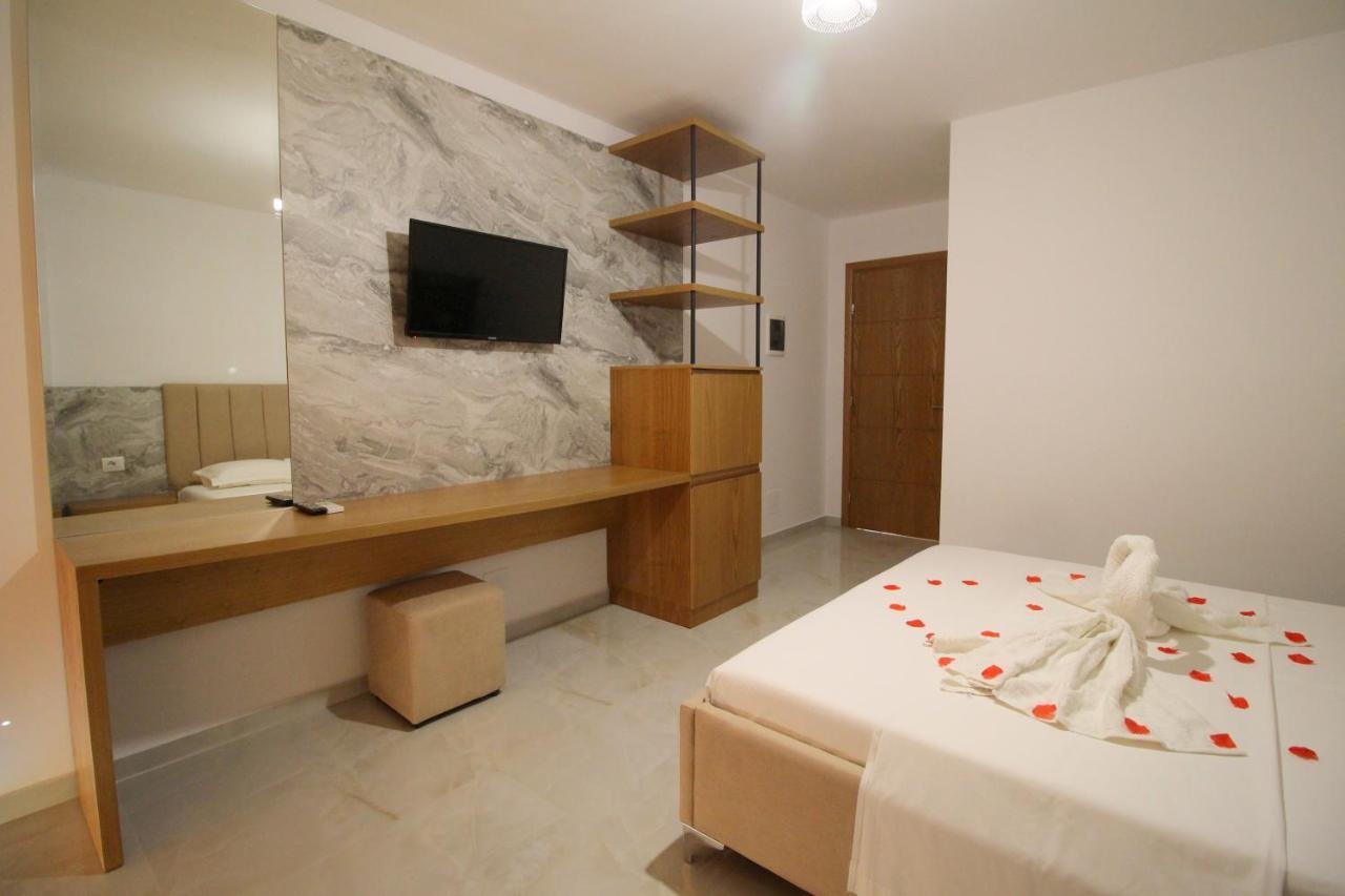 Hotel Four Islands คซามิล ภายนอก รูปภาพ