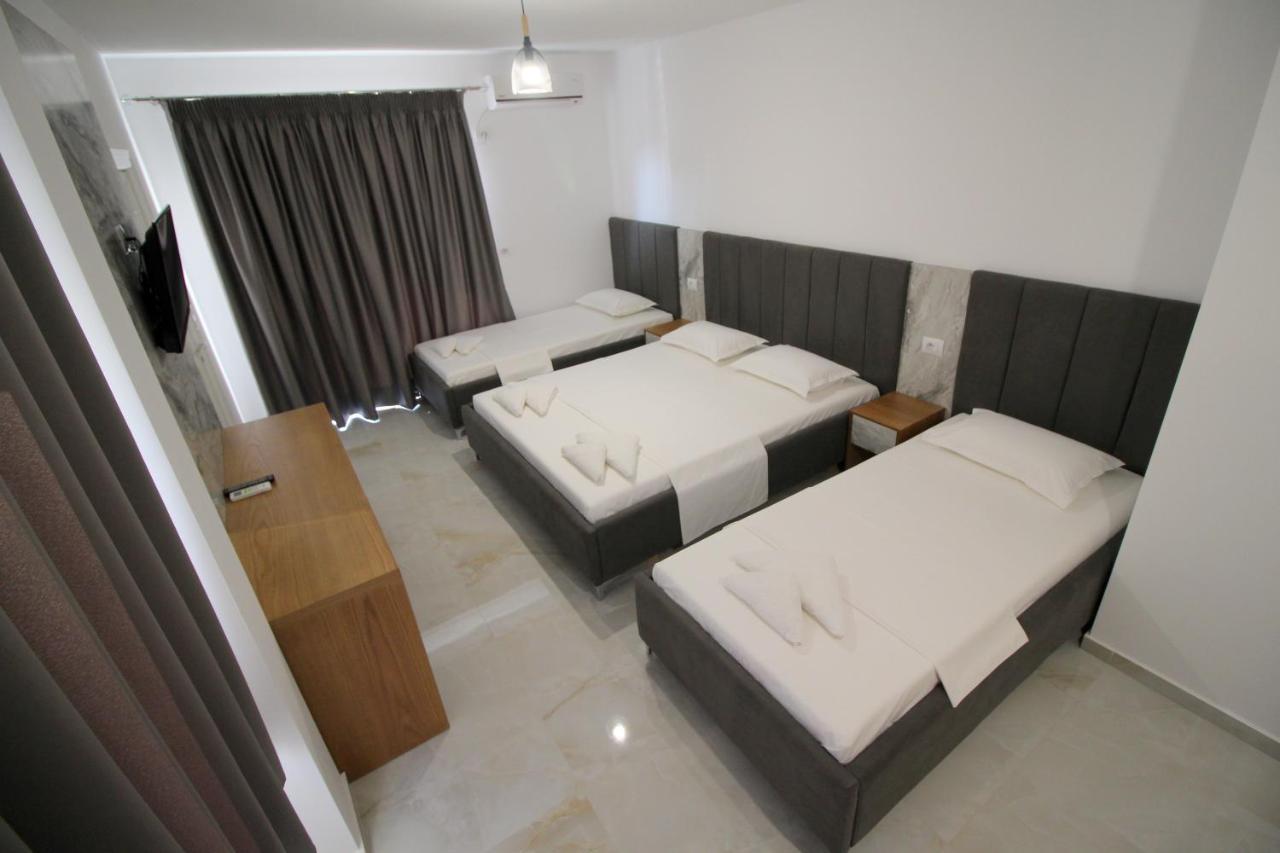 Hotel Four Islands คซามิล ภายนอก รูปภาพ