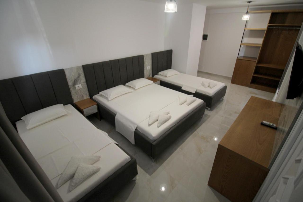 Hotel Four Islands คซามิล ภายนอก รูปภาพ