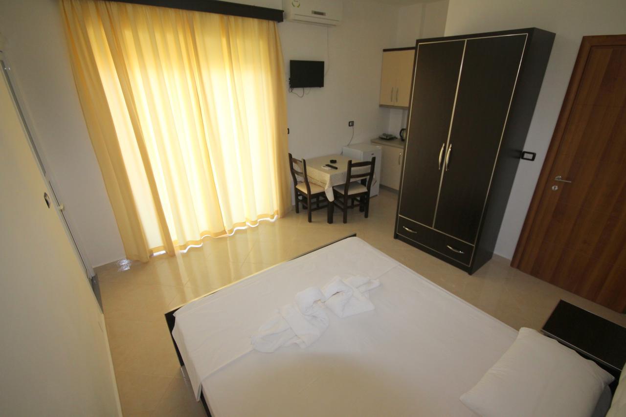 Hotel Four Islands คซามิล ภายนอก รูปภาพ